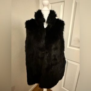 GAP Faux Fur Vest size xxl. Never worn